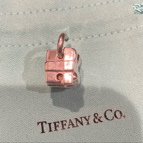 Tiffany & Co. RARE Discontinued Tiffany Present Box Charm - Picture 6 of 10